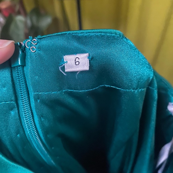 Sherry Hill Emerald Green Two Piece Dress